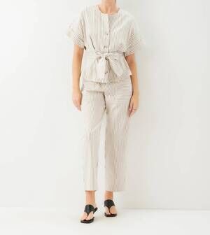 NEW FIFTEEN TWENTY women's belted button up top in cream and black